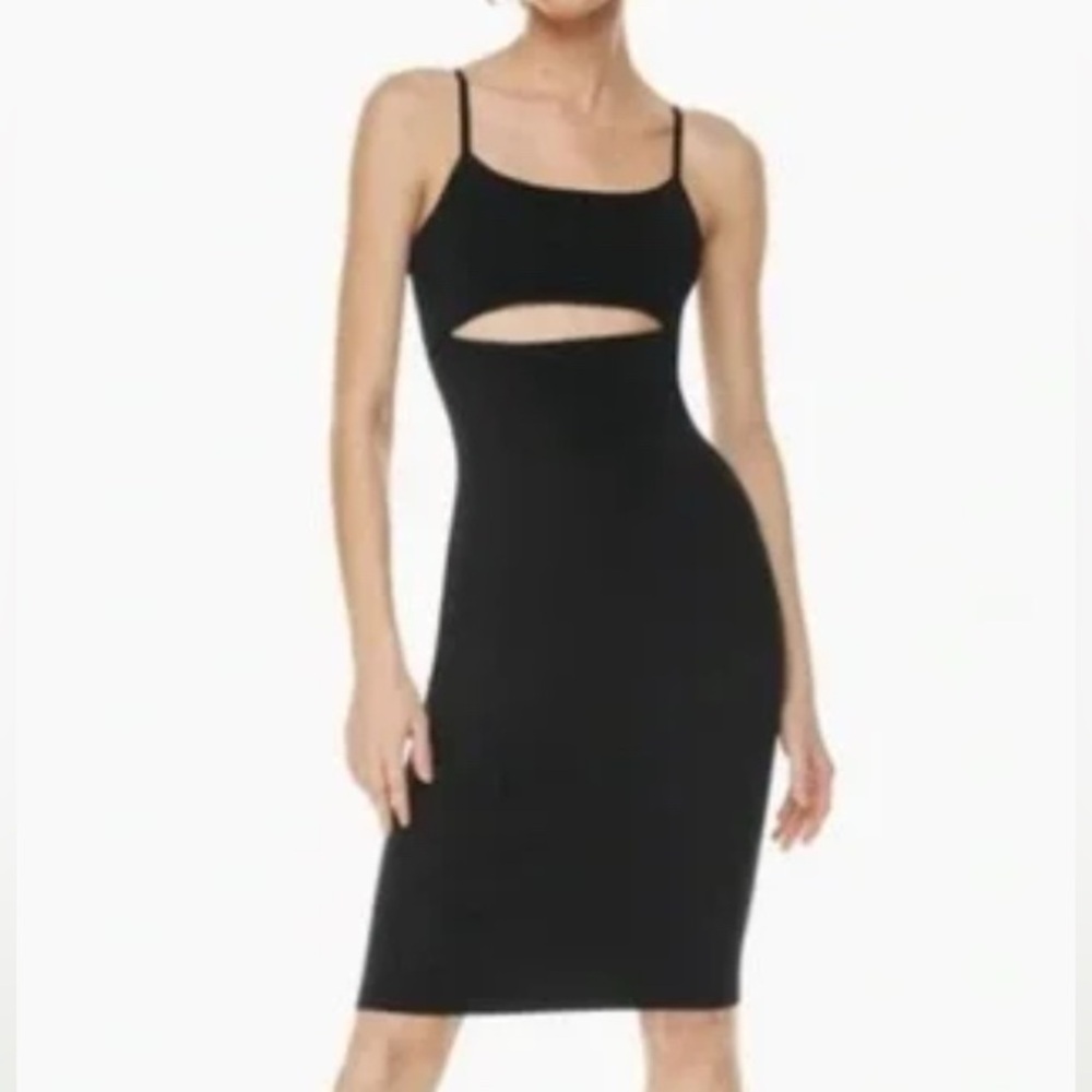BRAND NEW! Aritzia Babaton black fissure sculpt knit bodycon dress small